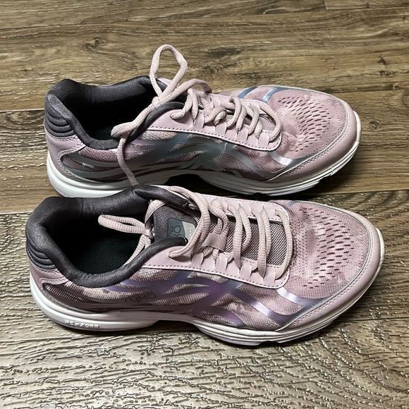 Ryka Devotion Plus 3 Walking Shoe Breathable Iridescent Overlay Violet Ice 8M - Picture 2 of 9